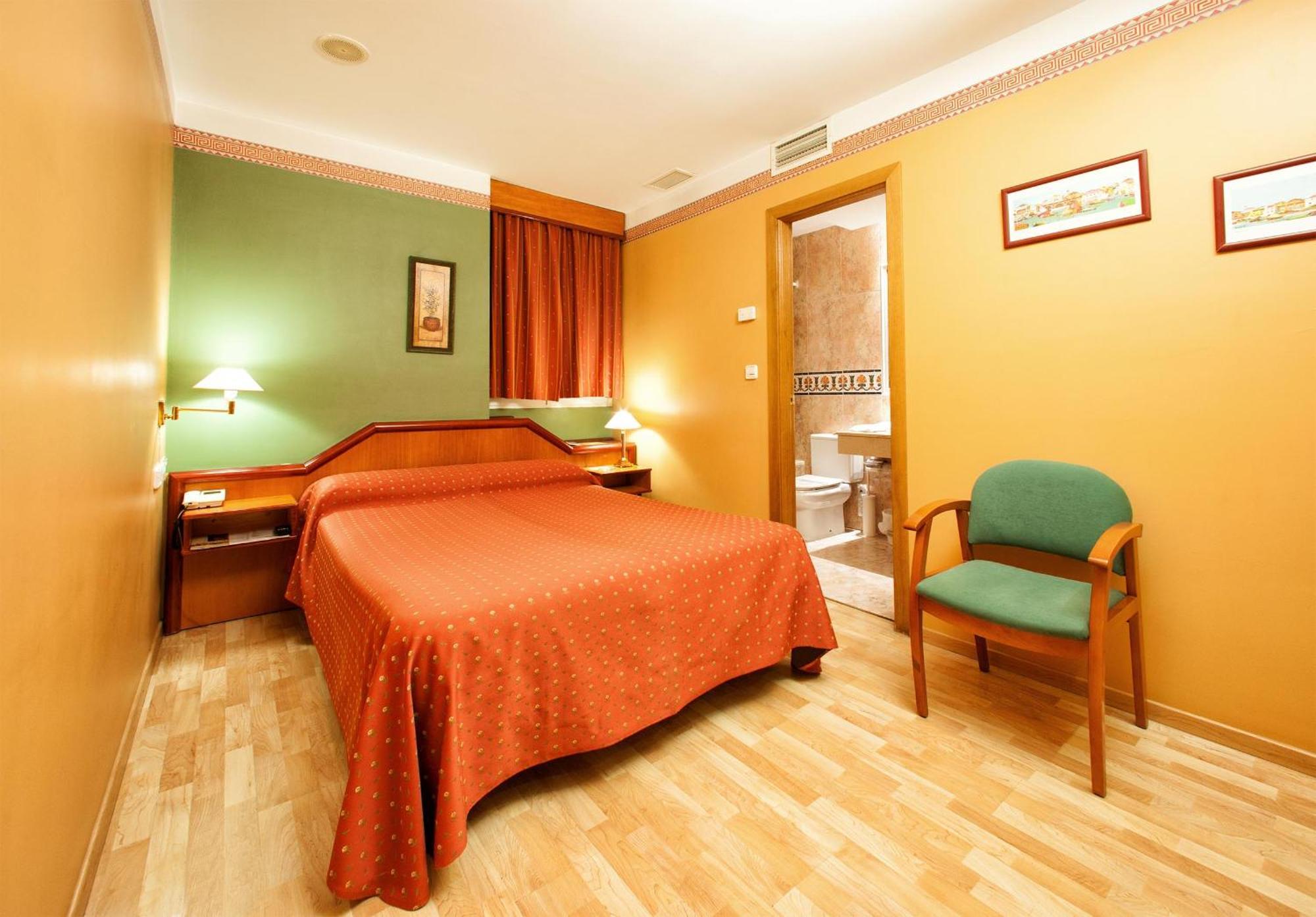 Hotel Torrepalma Alcalá la Real Pokoj fotografie